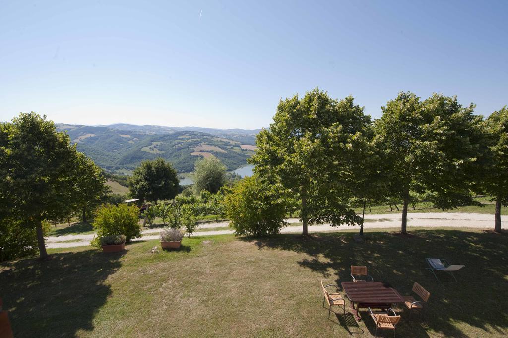 Agriturismo Tenuta Di Biscina Dış mekan fotoğraf